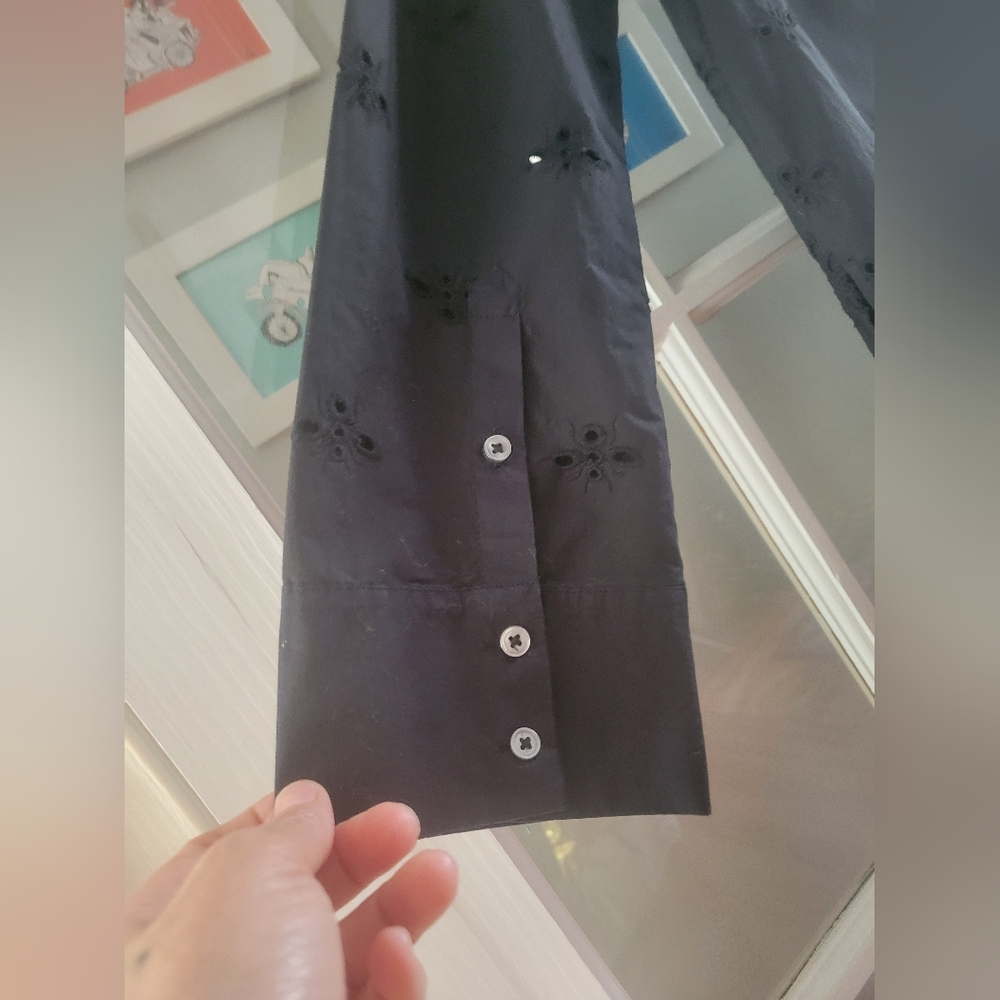 Black Eyelet Floral Blouse - Picture 5 of 7